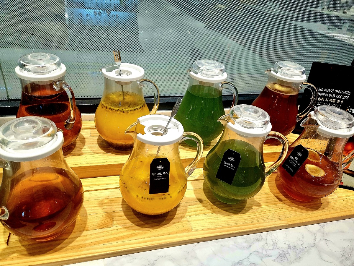 서울 롯데몰&amp;#44; 롯데백화점 김포공항점: 2024 크리스마스 대형 트리&amp;#44; 애슐리퀸즈 예약&amp;#44; 무료 주차 방법