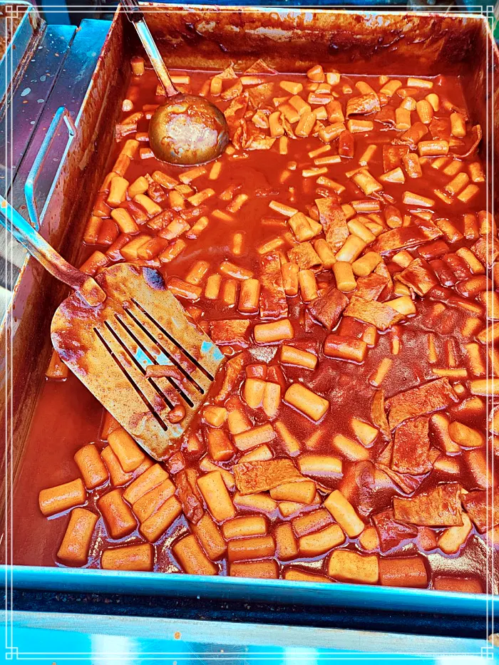 대구&#44; 월배 시장 맛집 28년 경력&#44; 억척 엄마의 수제 김말이 튀김&#44; 옛날떡볶이