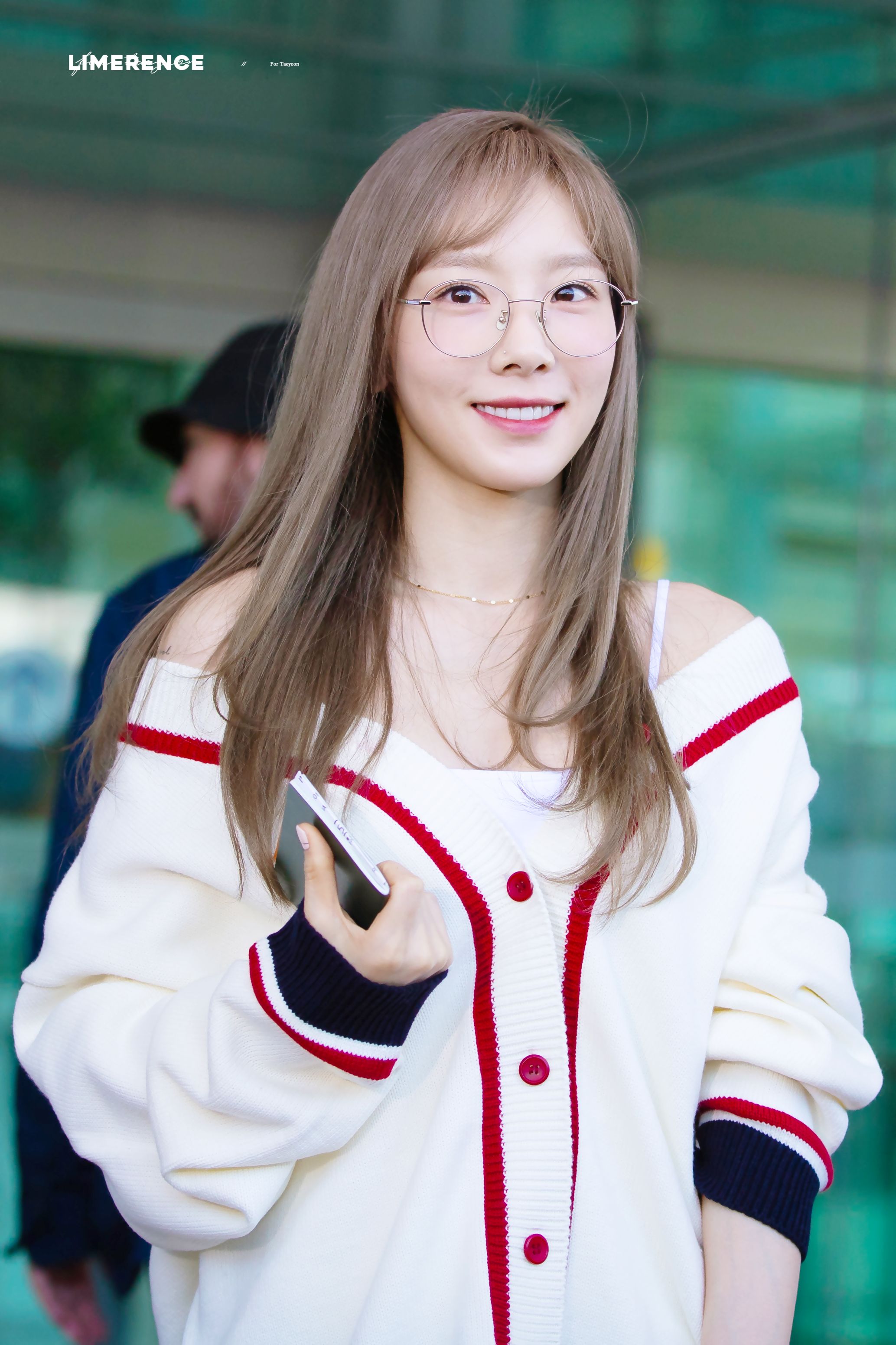 태연 공항패션 사진 태연 공항패션 사진