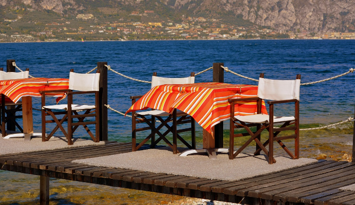 카펫이 인상적인 인테리어 이미지