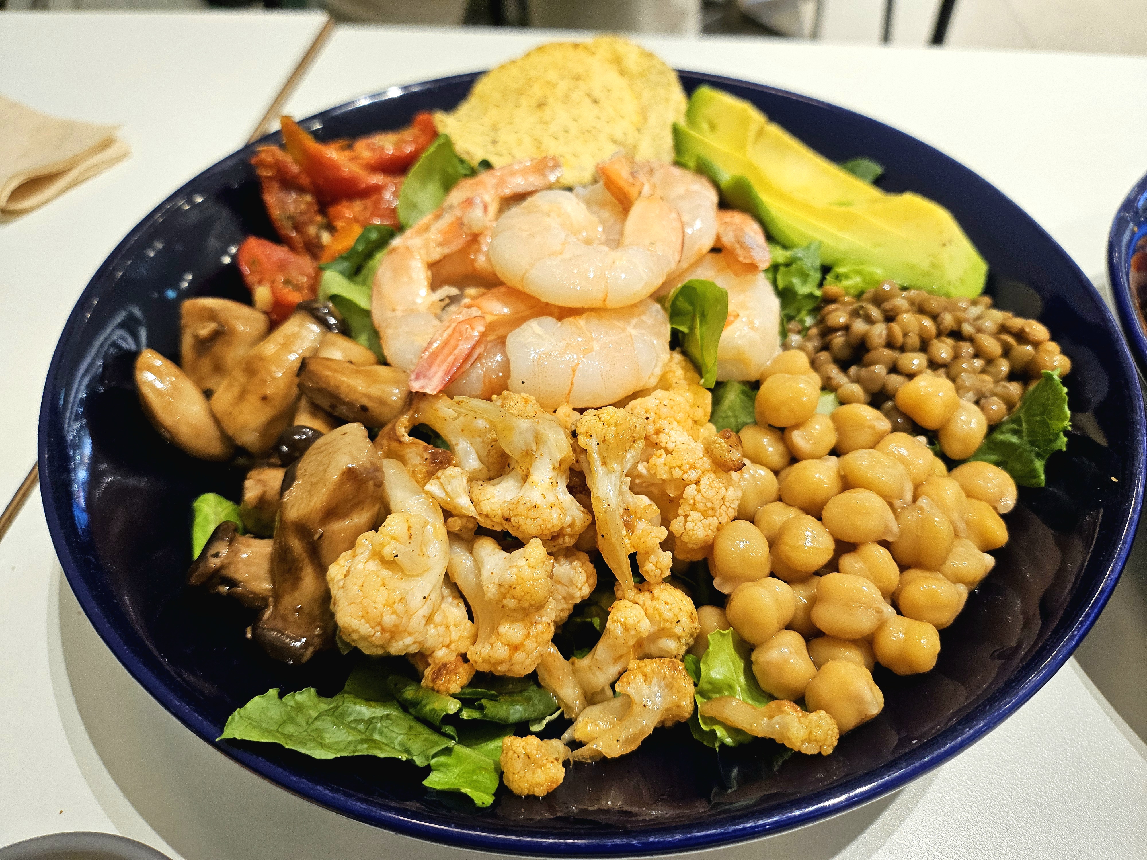 크리스피프레시_아보카도쉬림프볼