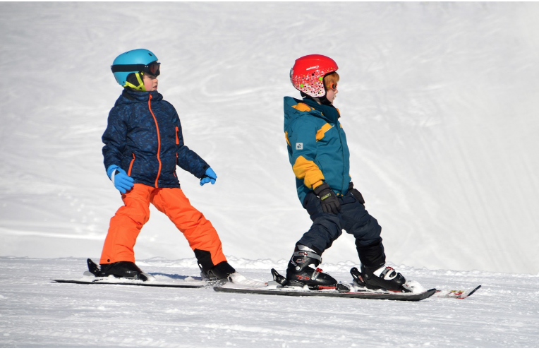 한국의 겨울 여행 명소: 평창 스키장과 홍천 설경 명소