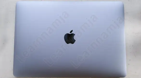 맥북 에어 M1 리뷰: 뚜껑