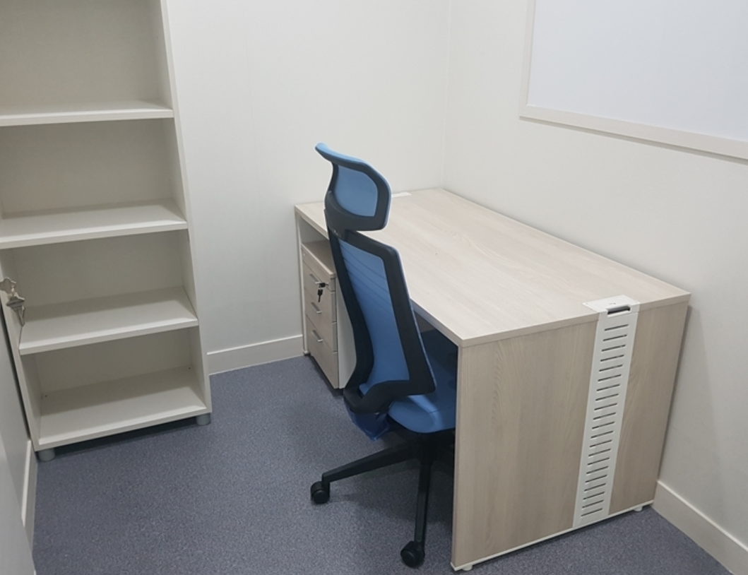 1인 사무실 내부