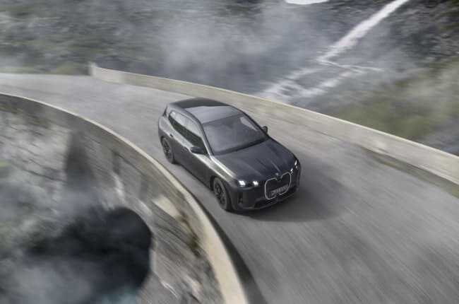 BMW iX M70 xDrive