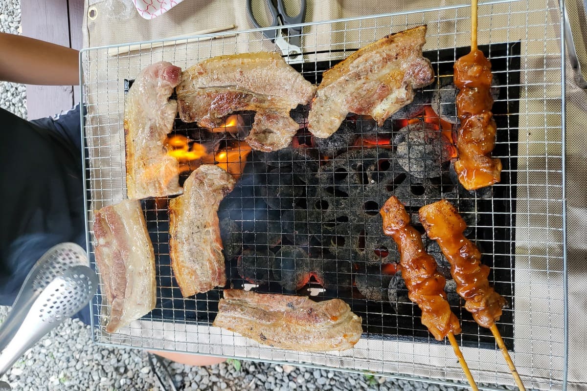 캠핑-삼겹살-닭꼬치