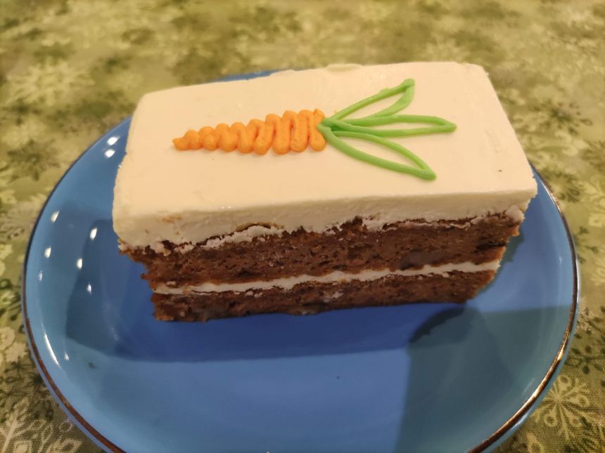 다낭 푸나 카페 수제 당근 케이크
