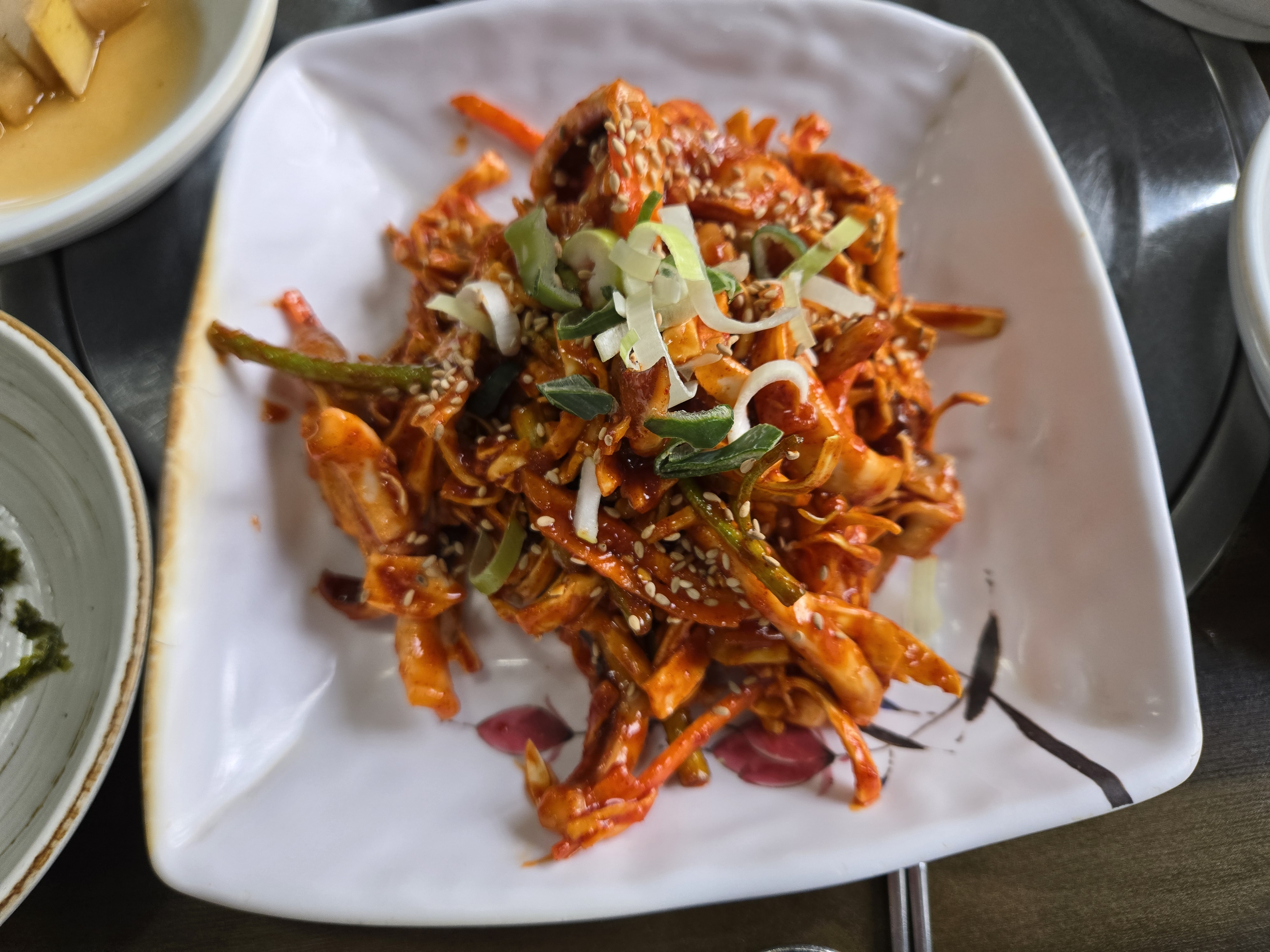 수성구 대구탕 맛집 속초식당 오징어무침