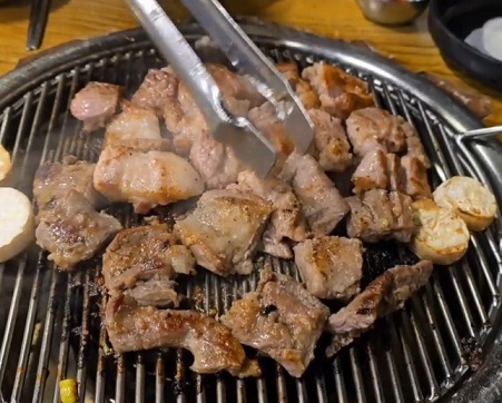 한국인의밥상-마포돼지갈비-마포돼지고기-갈매기살-마포진짜원조최대포본점