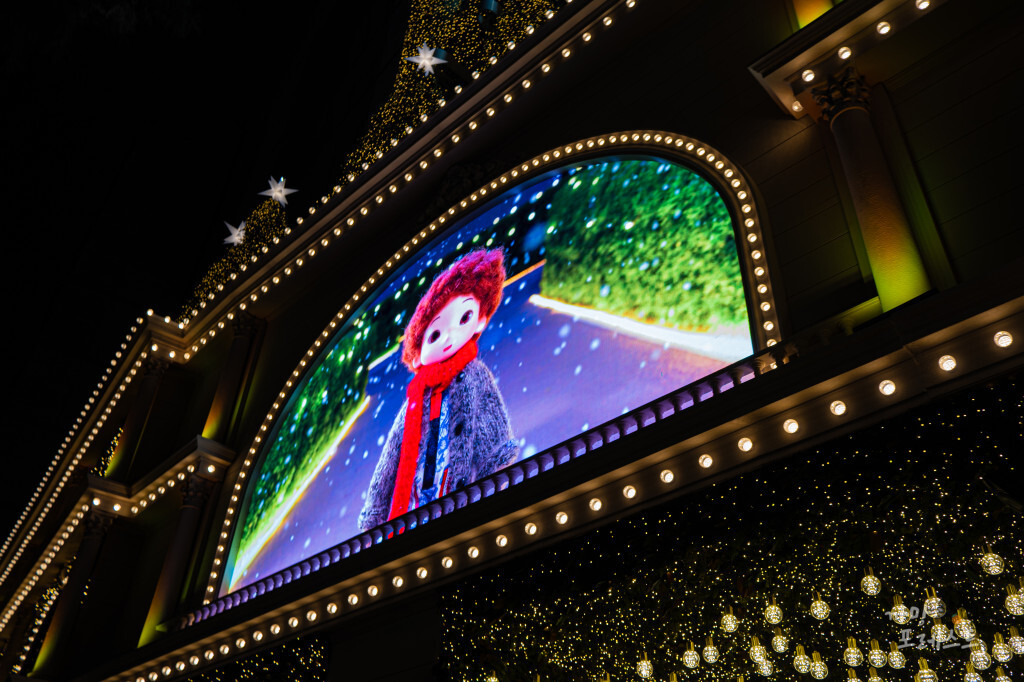 명동 롯데백화점 미디어아트