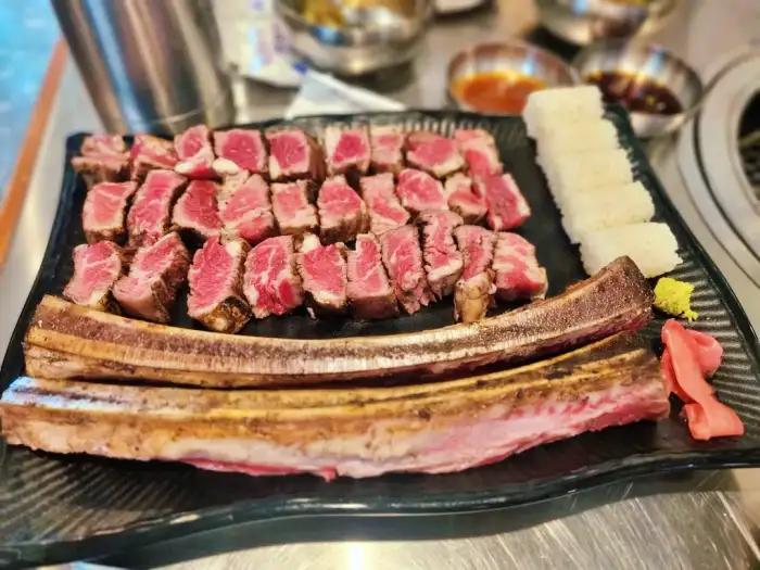 생생 정보마당 경주 황리단길 불맛 짚불 우대갈비 맛집