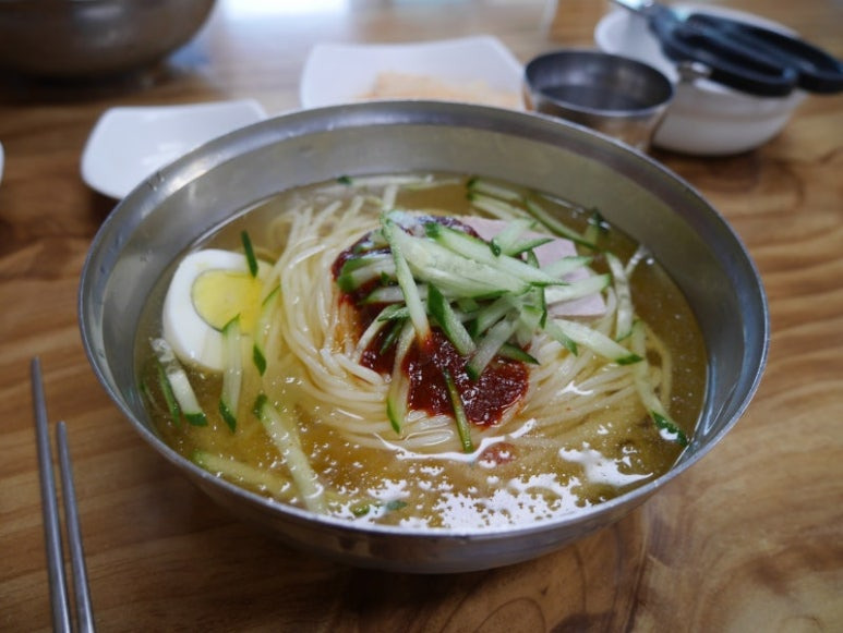 제주 밀면 맛집, 산방식당 본점