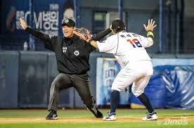 KBO 웃기고 기이한 플레이 관련 사진