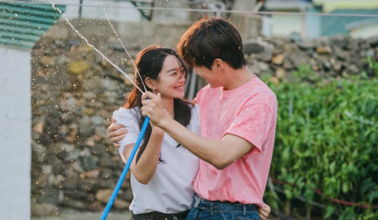 넷플릭스_갯마을_차차차_리뷰_05