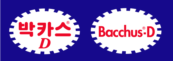박카스D 로고