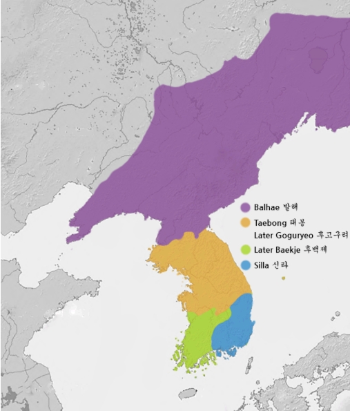 915년경 발해와 태봉, 후백제, 신라의 세력 구도