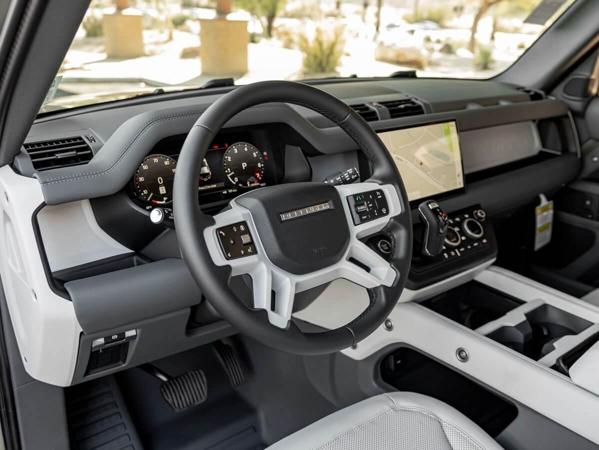 디펜더110 제원 및 가격 총정리 (2025년형)