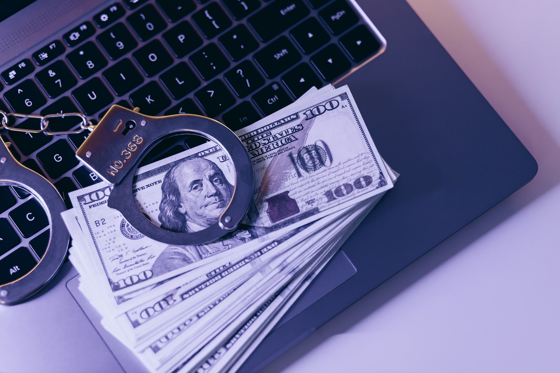 피싱사기에 관련된 이미지입니다.