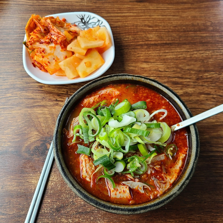 마포 설렁탕 '원조신촌설렁탕'