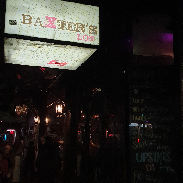 피츠로이에서 밤을 보내는 법: 피츠로이 클럽들(살사와 록 그리고 바차타)_Baxter's
