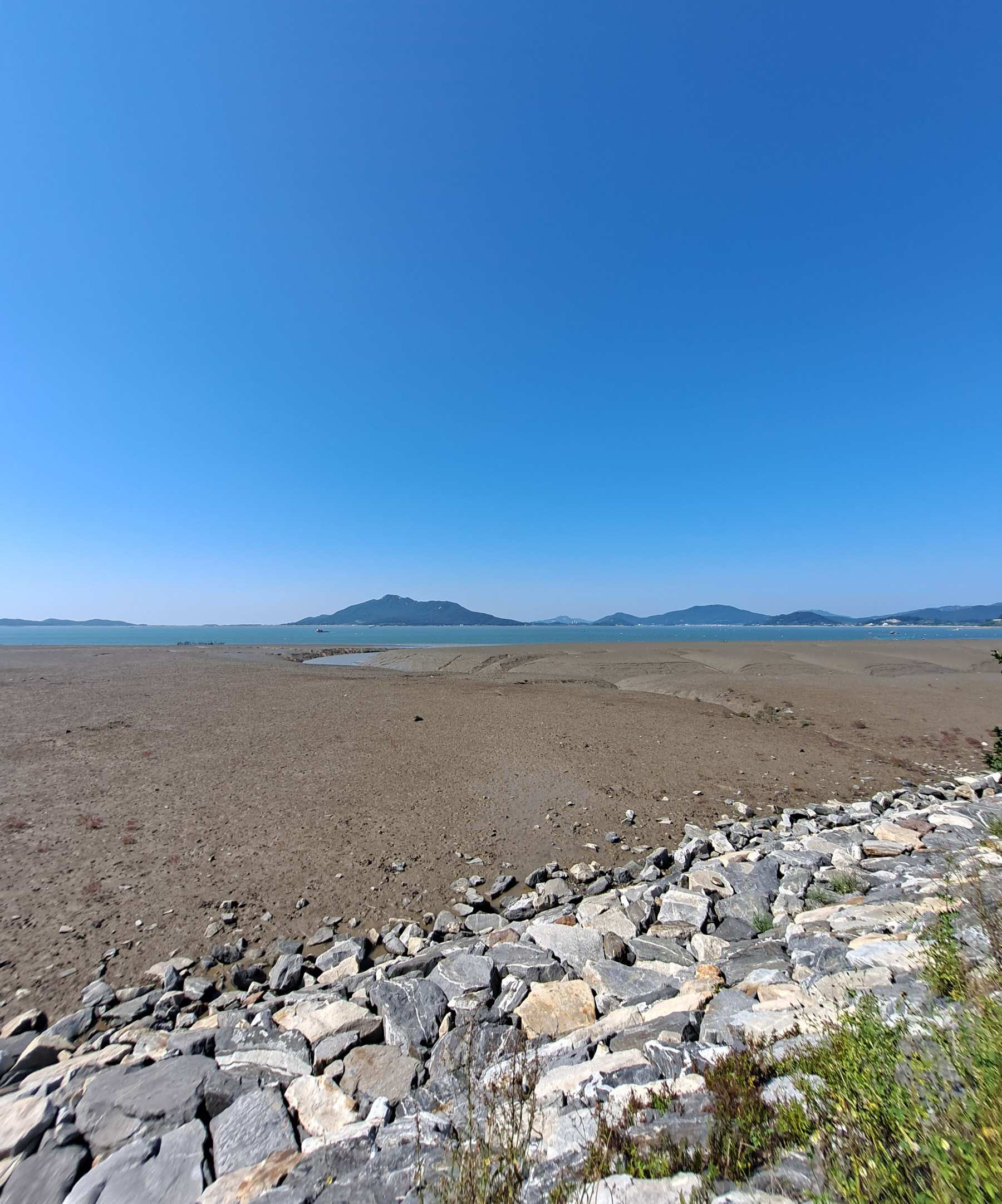 해안도로에서 바라본 서해바다