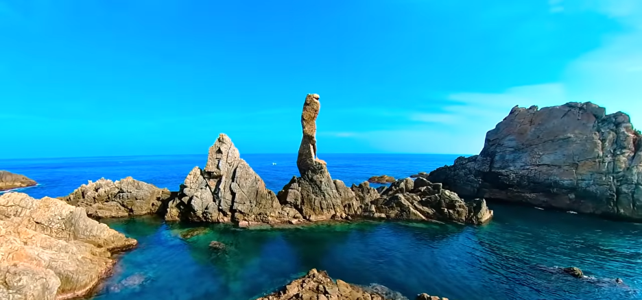 삼척 촛대바위 사진