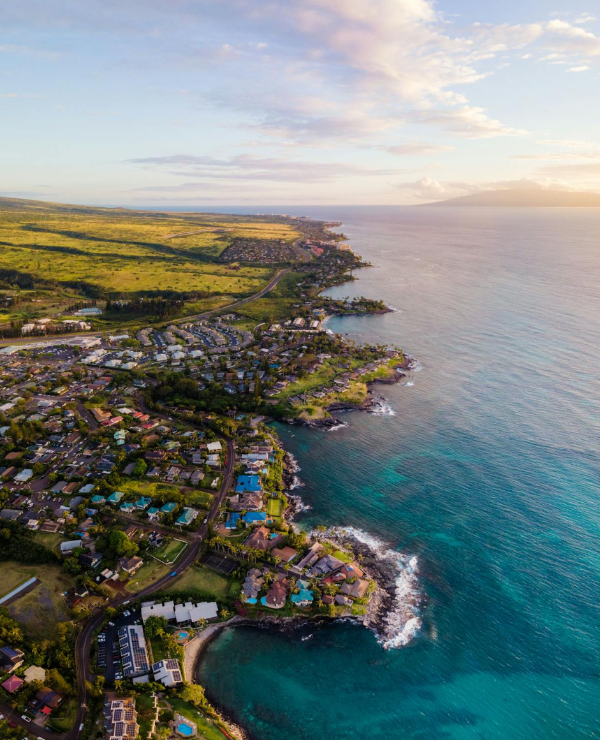 하와이-마우이섬-라하이나-마을-전경-사진