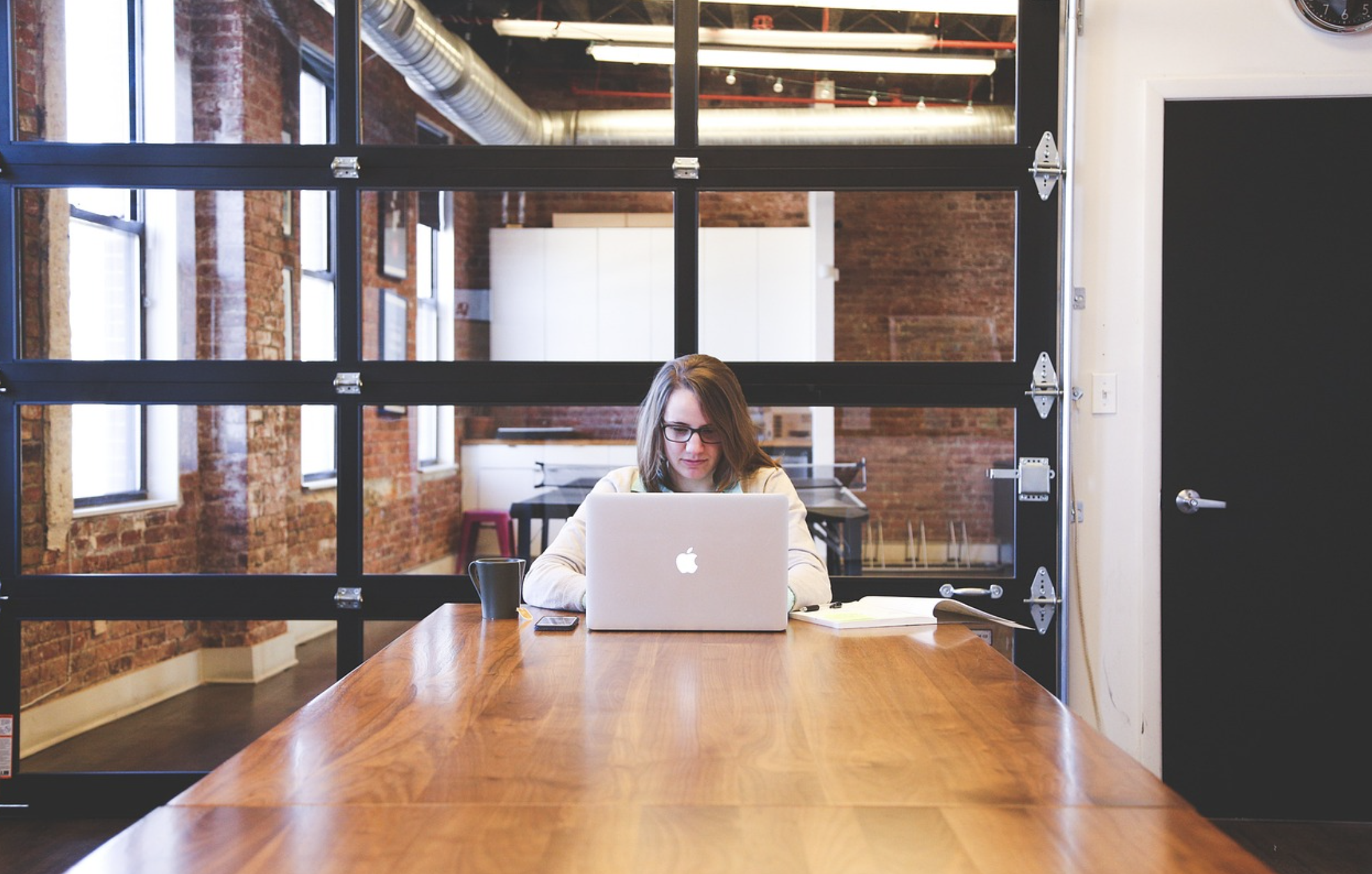 탄력근로제와 유연근무제의 경제학: 노동시장에 미치는 장단기 효과