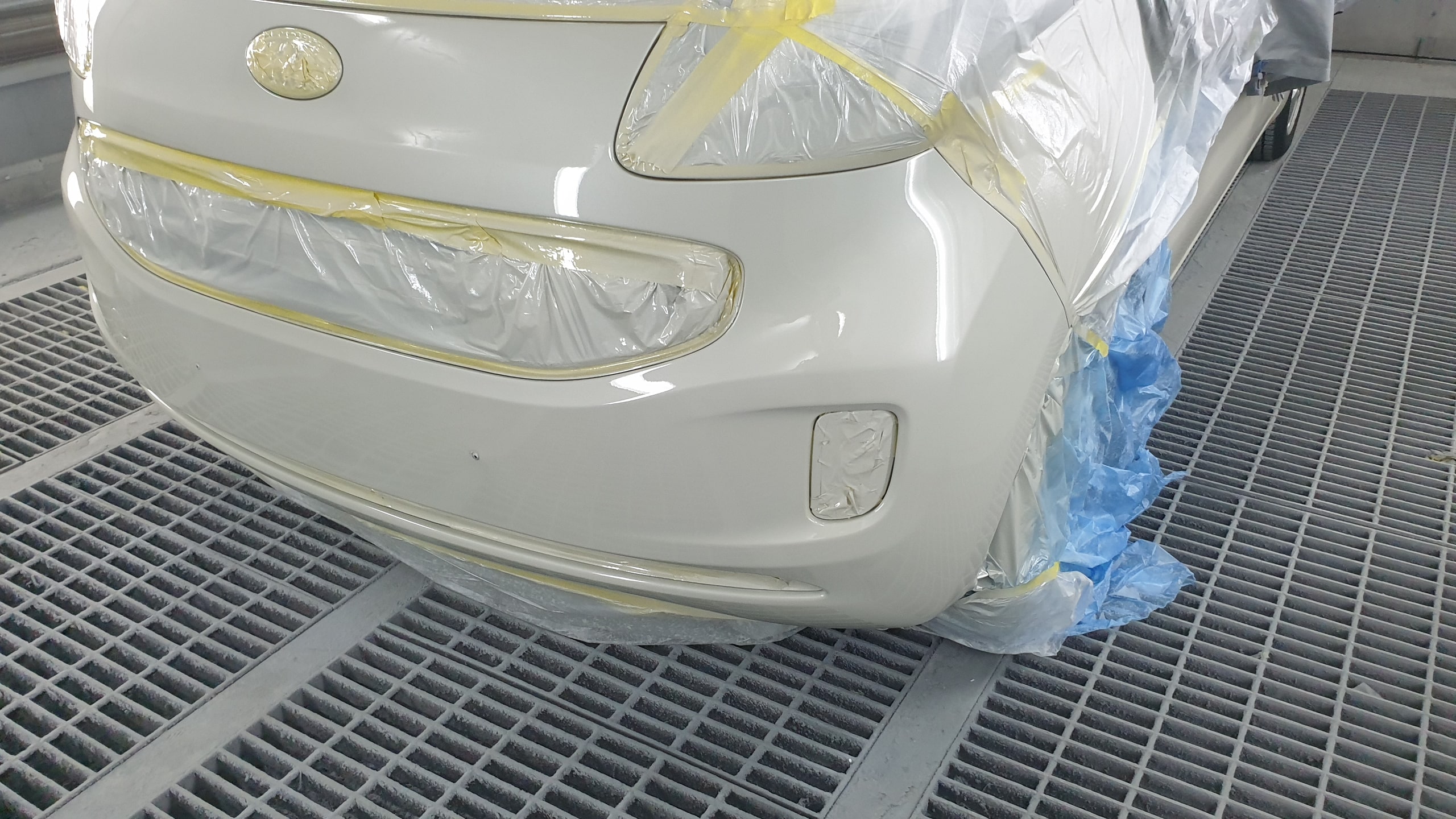 범퍼 스크패치 복원 - 도색완료