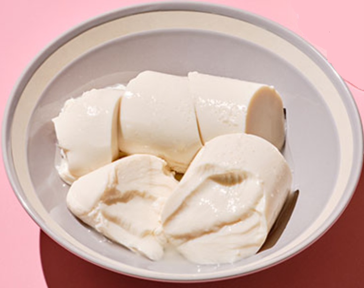 그릇에 담겨 있는 음식