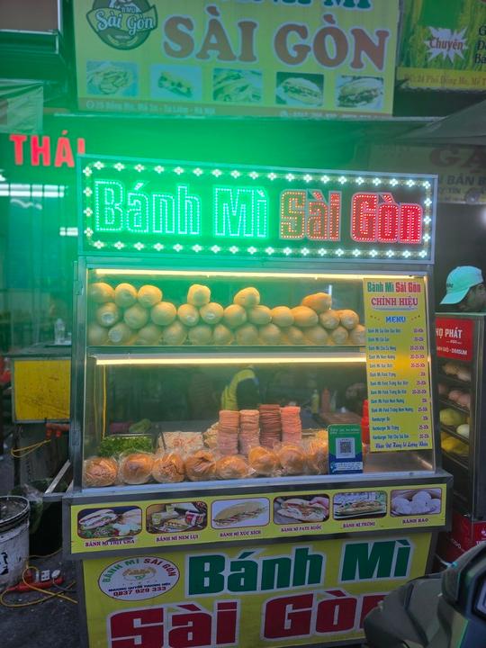 Banh Mi Sai Gon 길거리 반미