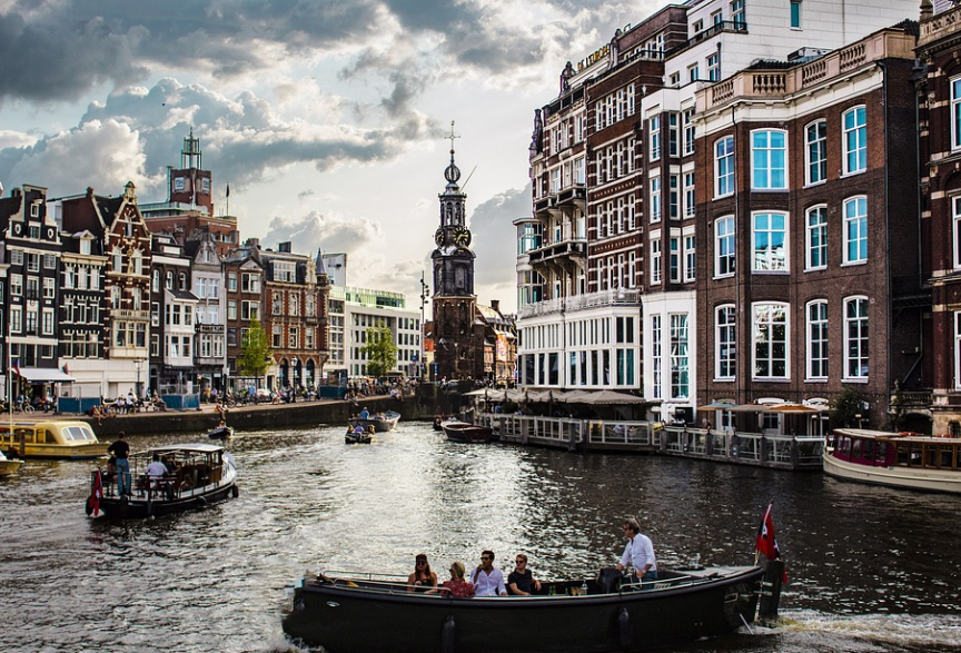 유럽의 봄 여행지: 이탈리아, 스위스, 프랑스