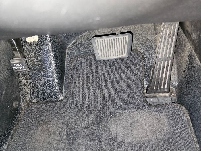 자동차-풋-사이드브레이크