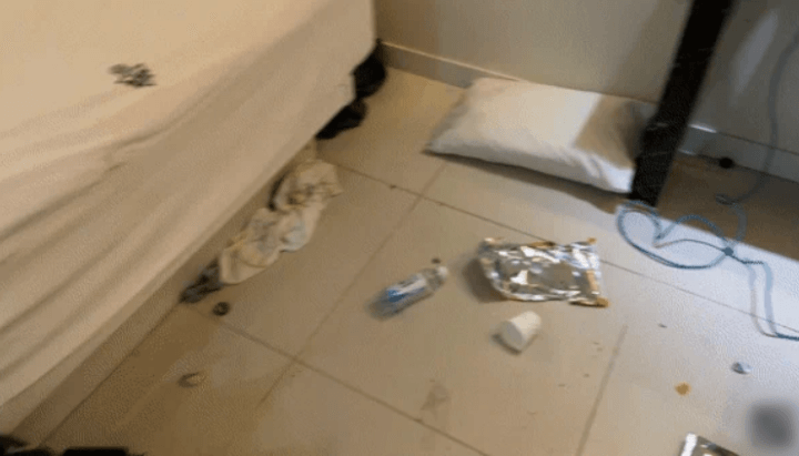 포항-모텔-객실-침구류-손상-담배빵-매트리스