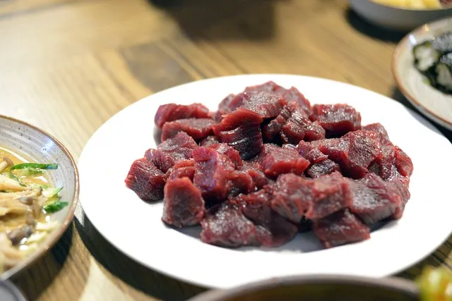 맛있는 국내산 소고기 부위 명칭 특징 조리방식_9