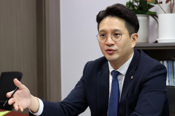 전용기 국회의원 정치 입문