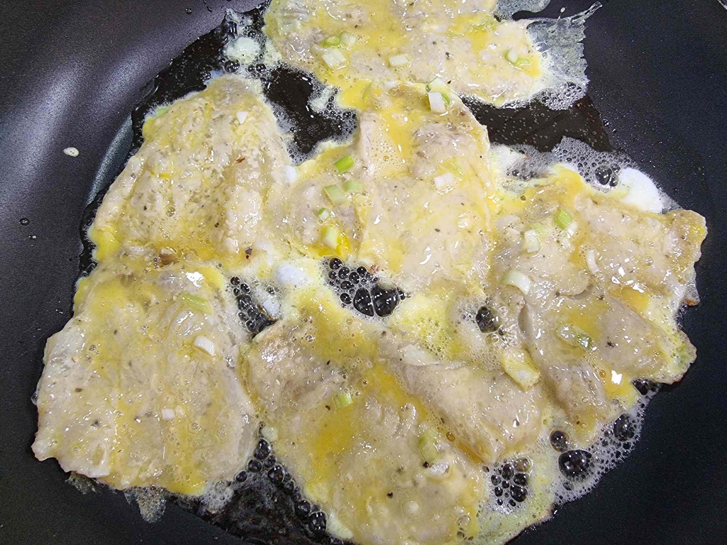 약한불로 구워주세요~!