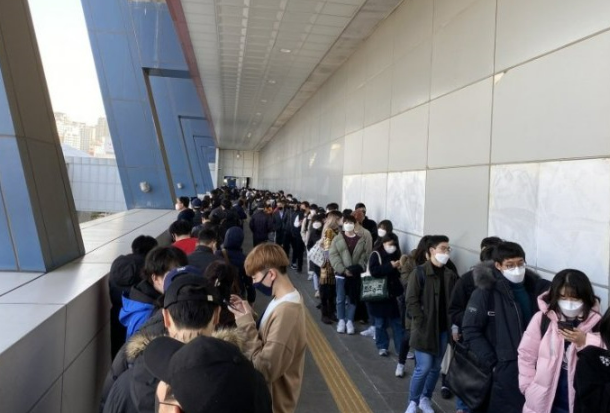 닌텐도-줄서기