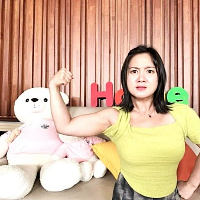 개그우먼-박나래