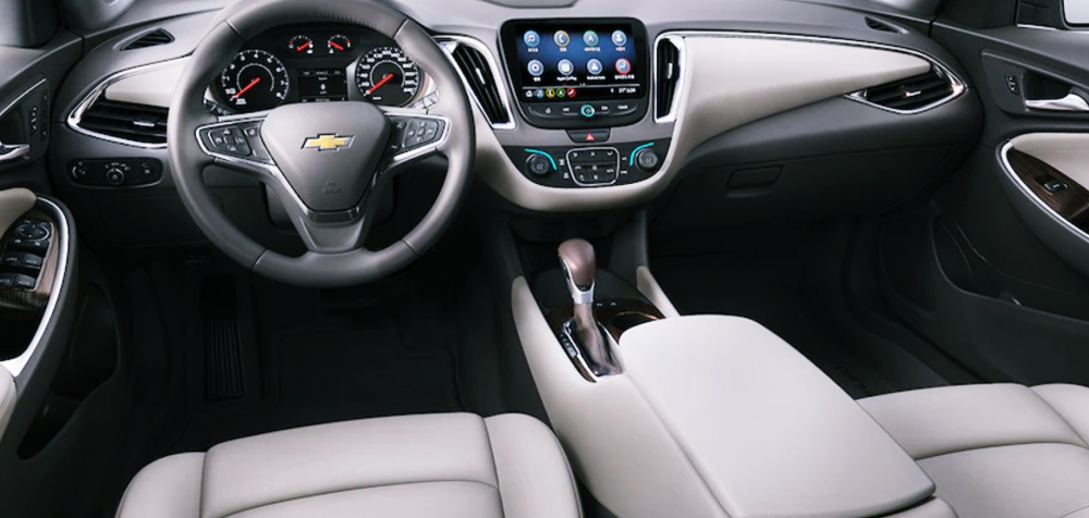 말리부-실내인테리어