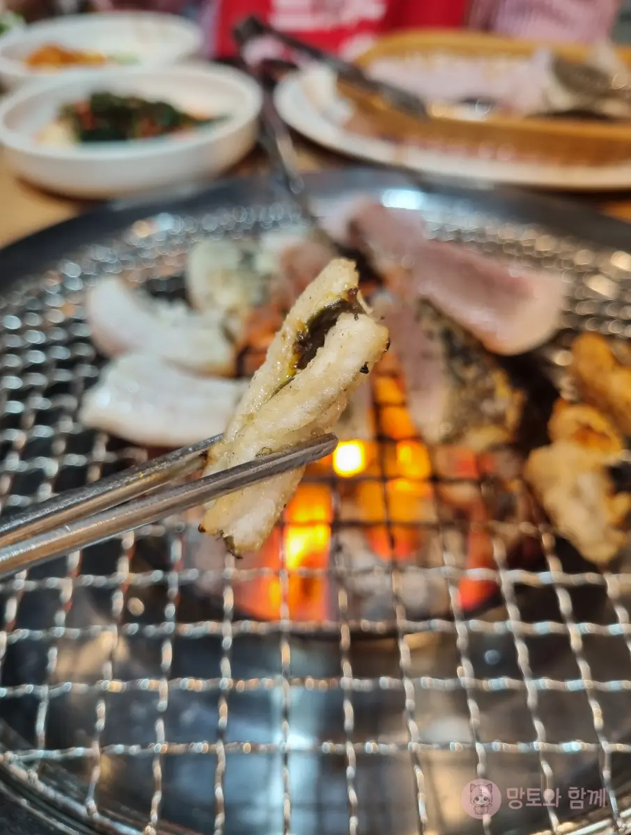숯불위-장어2