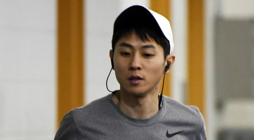 안현수