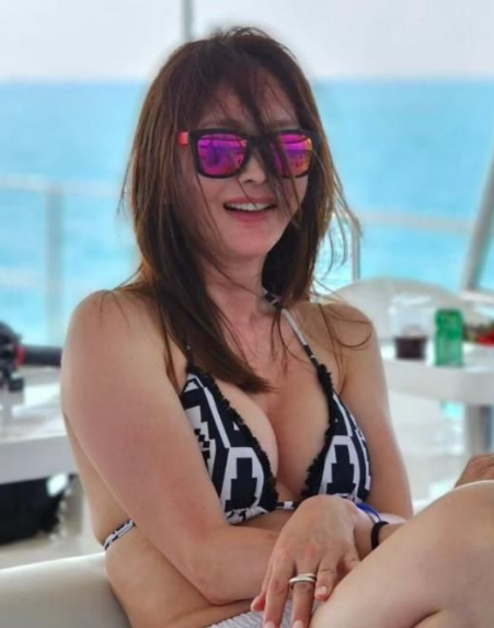 한국 모델 1호의 &lsquo;원조 섹시&rsquo; 미녀인 박영선