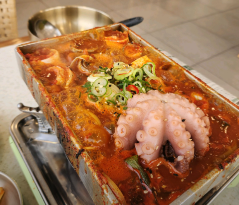 궁서체 갈치찌개