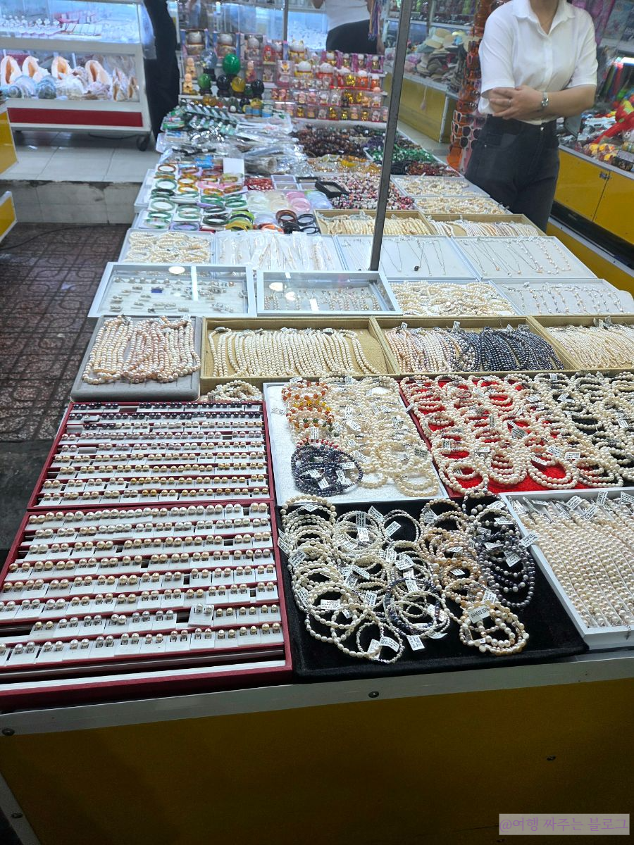 #푸꾸옥즈엉동야시장