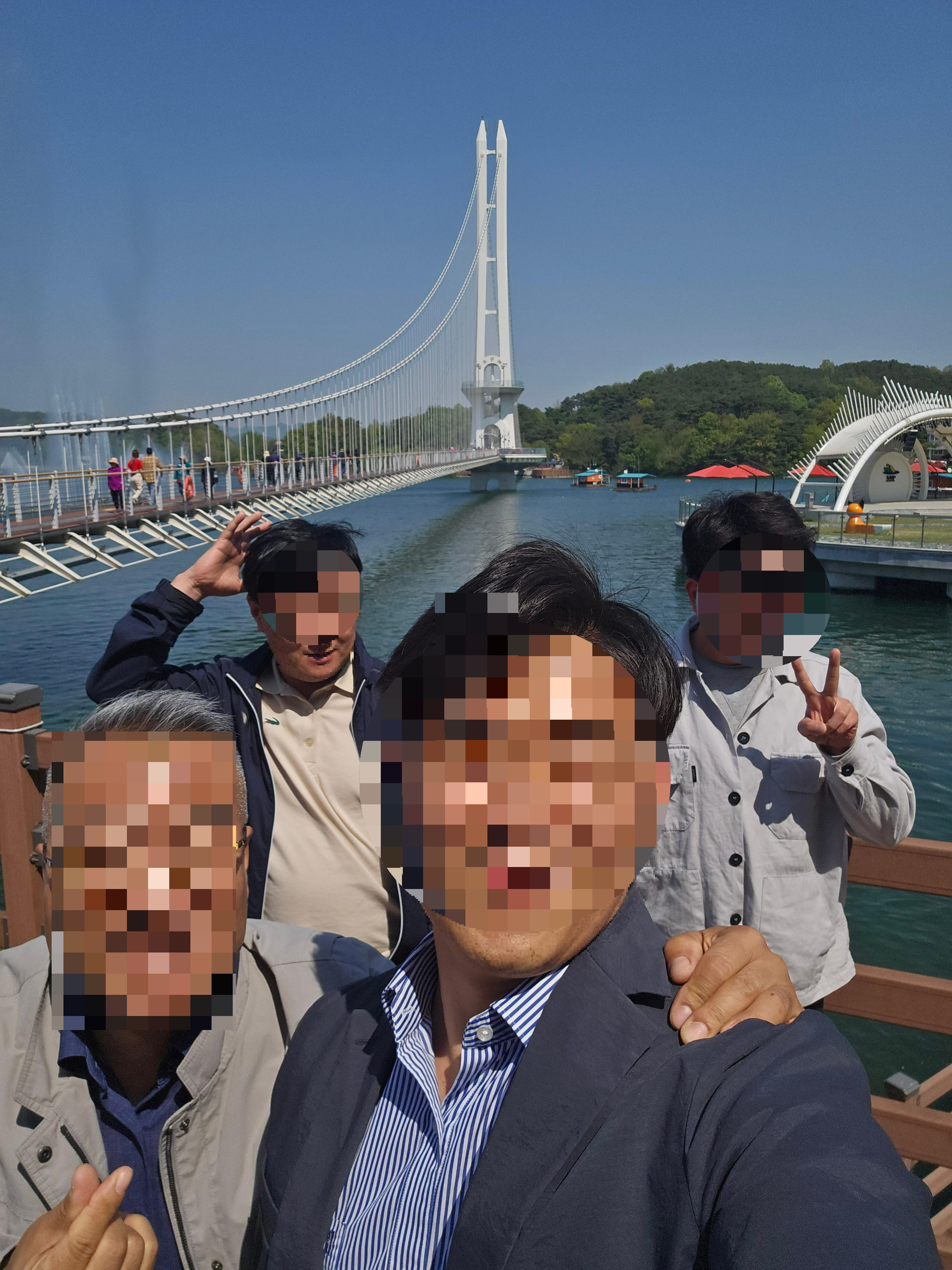 예당호 출렁다리 사진