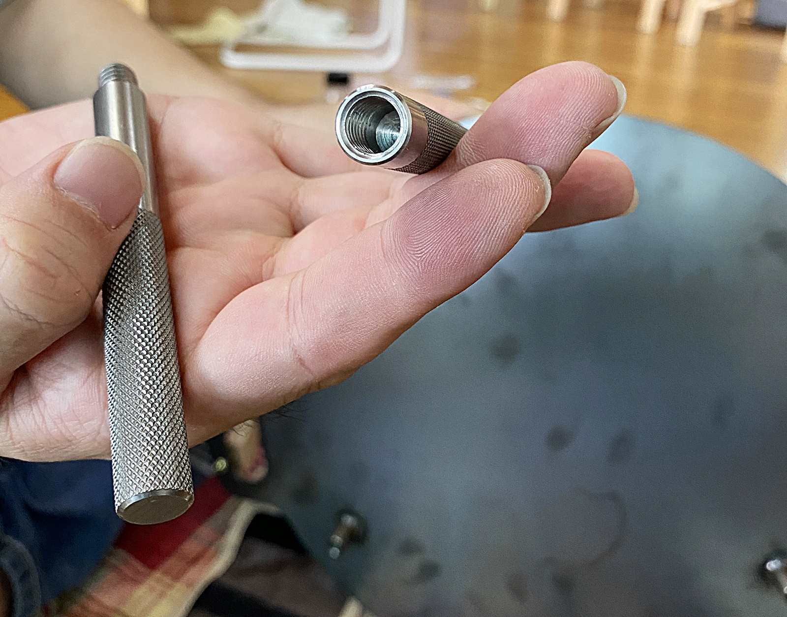 긴 다리에만 홈