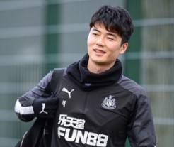 축구선수-기성용-사진입니다.