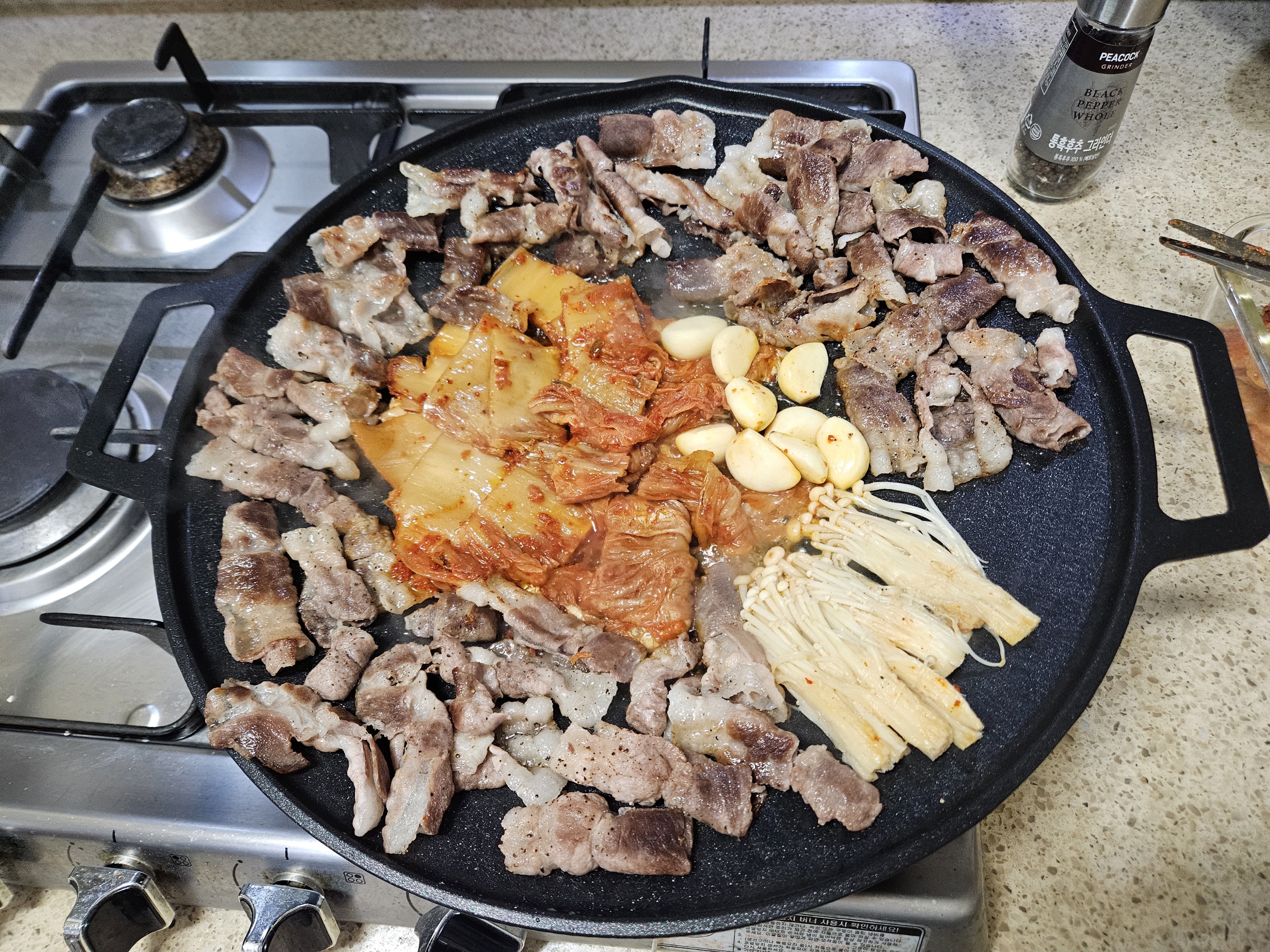퀜센스 -그리들- 팬- 고기