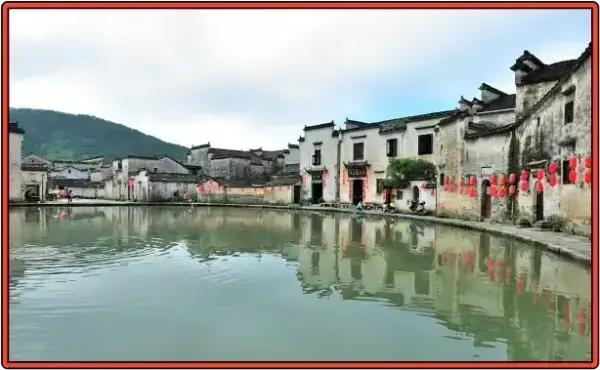 중국 황산 홍촌마을 호수 전경